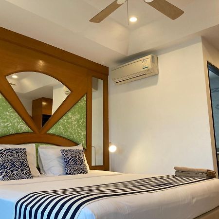Waree'S Guesthouse Ката Бийч Екстериор снимка