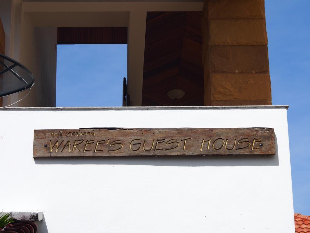 Waree'S Guesthouse Ката Бийч Екстериор снимка
