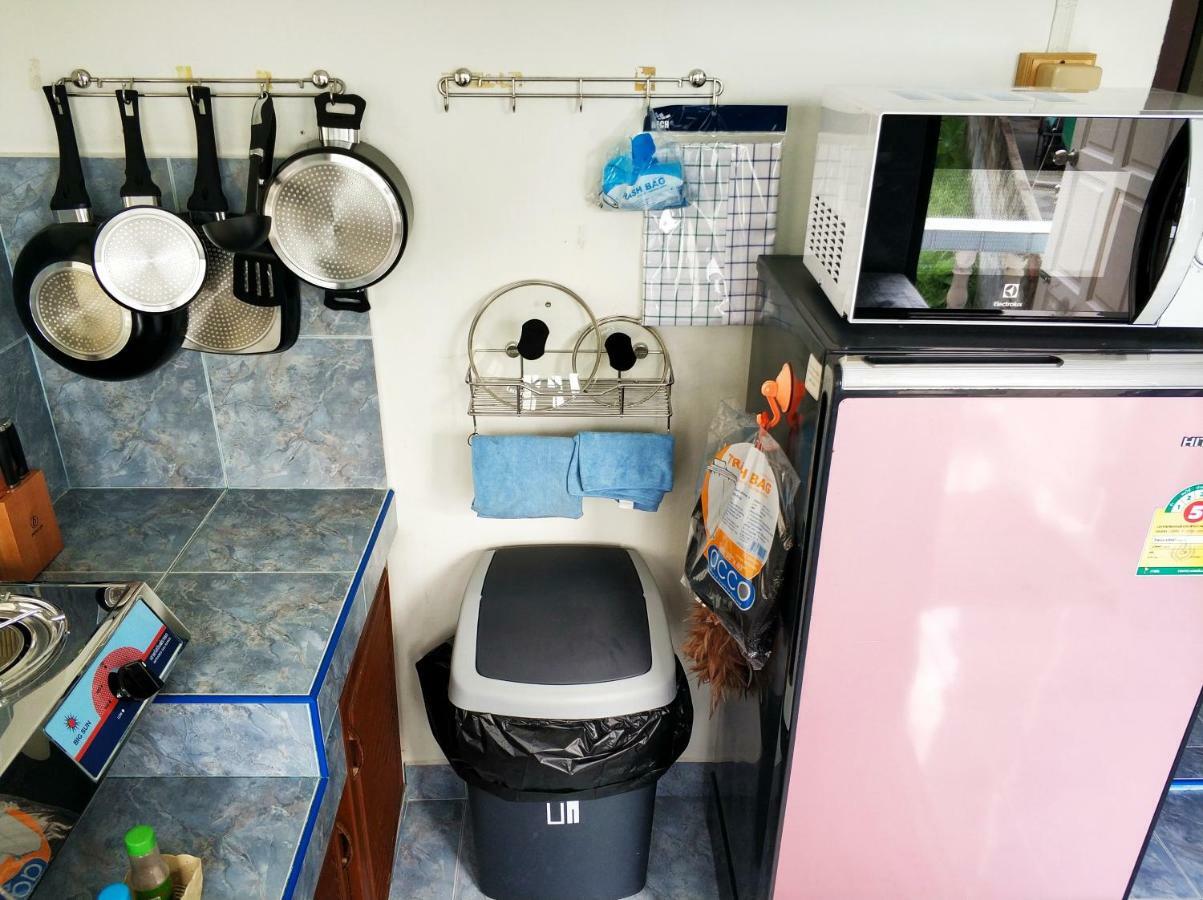 Waree'S Guesthouse Ката Бийч Екстериор снимка